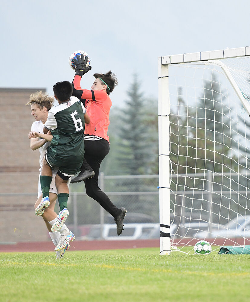 21-09-01 Wood River Boys Soccer 8 Roland.jpg